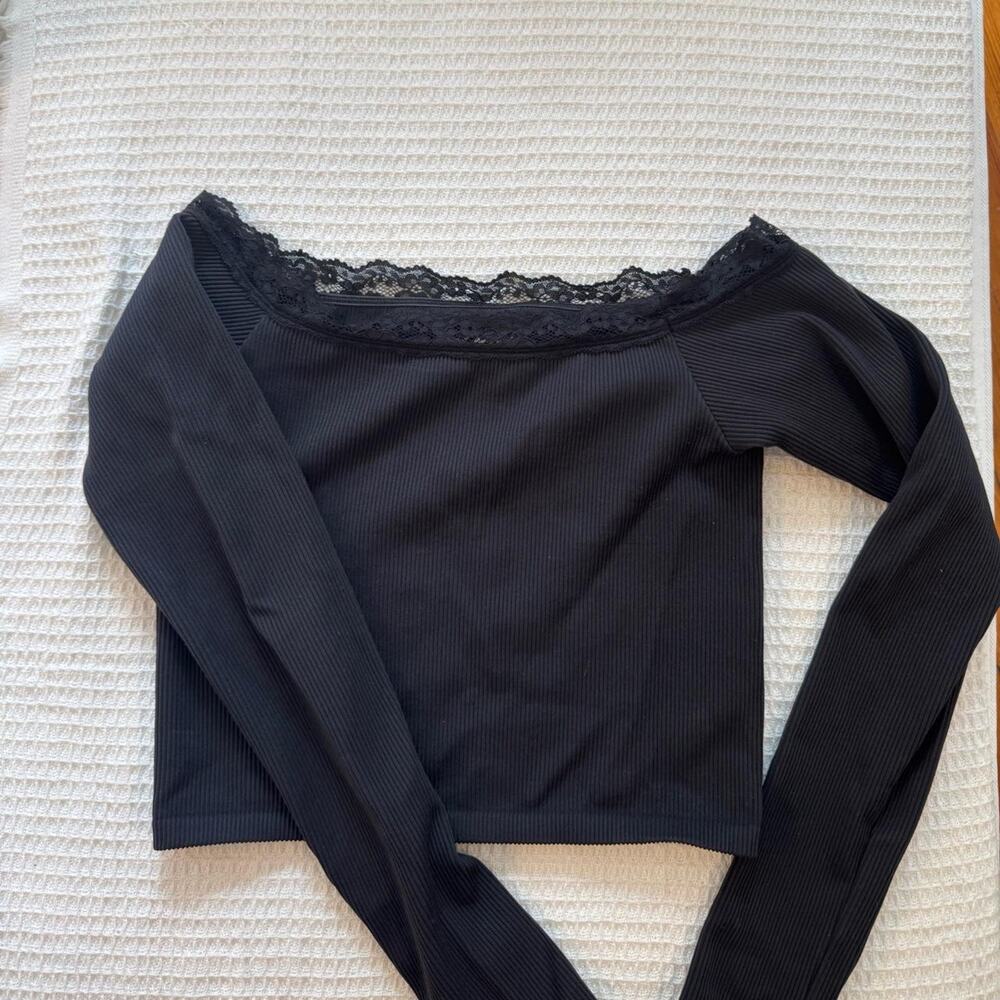 Black long sleeve off the